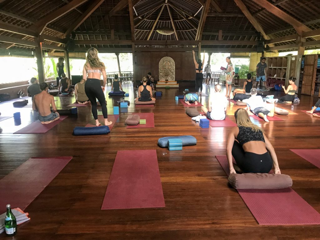 ubud bali yoga vegan indonesia